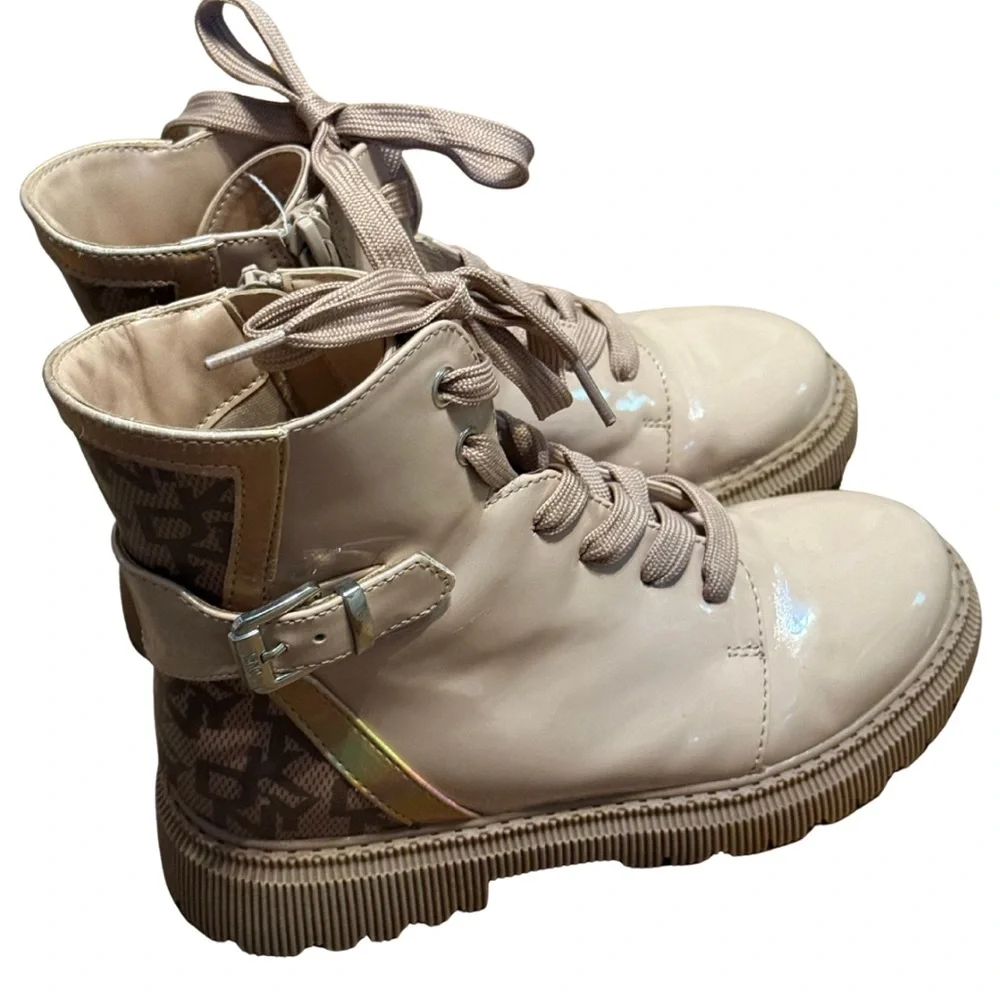DKNY Girls Pink Metallic Combat Boots Size 1 |‎ Logo Streetwear Y2K